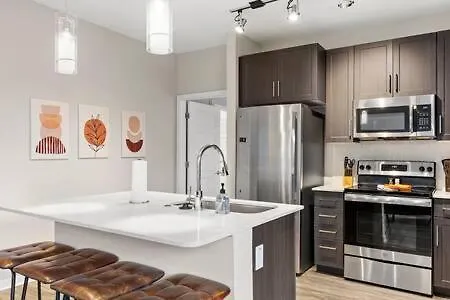 Paradise Cozysuites With Pool And Jacuzzi 11