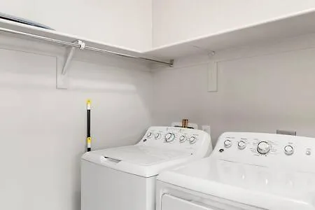 Paradise Cozysuites With Pool And Jacuzzi 11 Apartment Phoenix