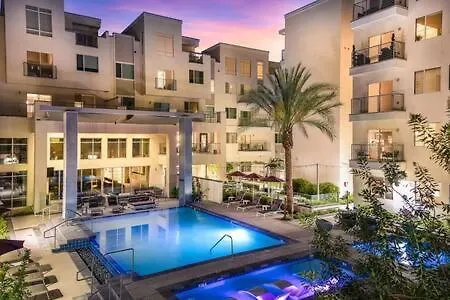 Paradise Cozysuites With Pool And Jacuzzi 11 * Phoenix